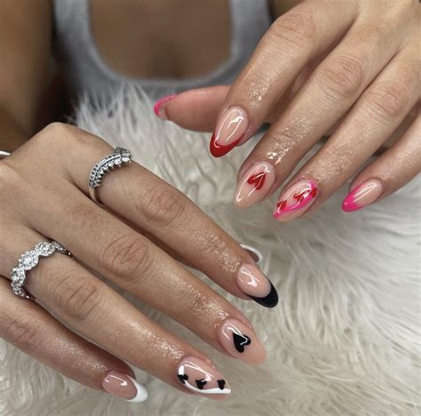 45 Black Valentine's Day Nail Designs for Edgy Elegance!