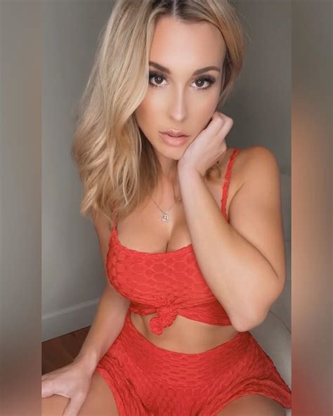 I'm a hot nurse - bosses gave me an ultimatum about my raunchy outfits