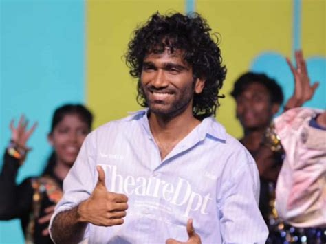 ప్రదీప్ ఇమేజ్ సరిపోవడం లేదు
