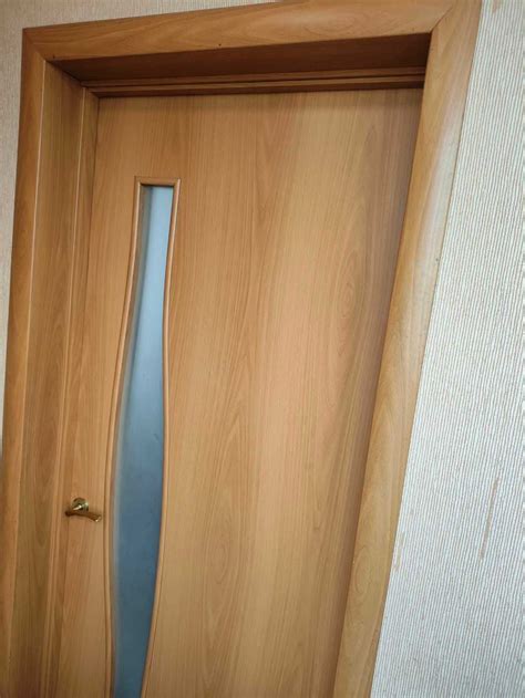 Межкомнатная дверь 800 в сборе с петлями, ручками и замок-защелкой: 2 ...