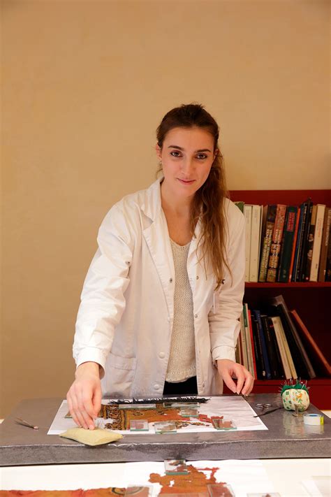 Martina Ferrari - Una Scuola Un Lavoro
