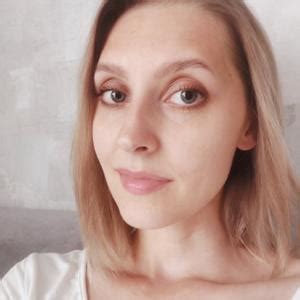 Евгения, 32 года, по знаку зодиака Рак хочет познакомиться с парнем в ...