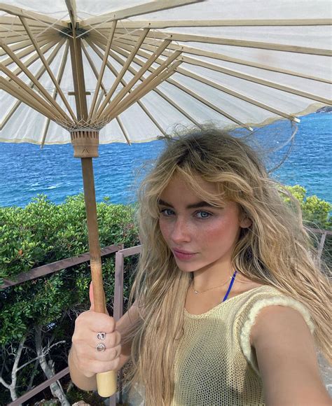 Sabrina Carpenter Nude Photos & Videos - Celeb Masta