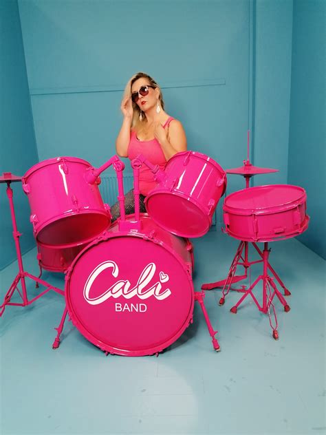 TW Pornstars - 2 pic. Sandybigboobs. Twitter. 💗💙💞 Sandy at the pink #