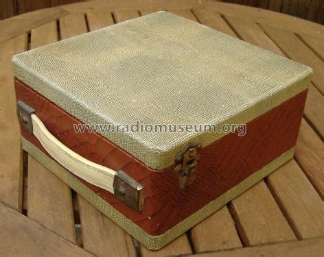 My Lady Margaret CN429 Radio Vidor Ltd.; Erith Kent, build | Radiomuseum