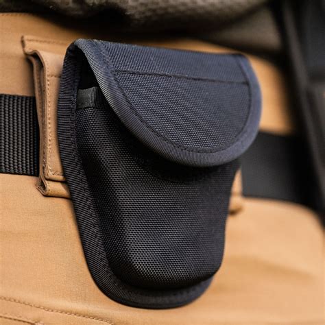 defense handcuff case maxtacs