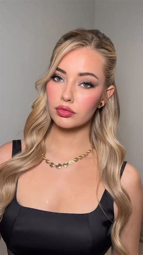 tatianakaer en 2025 | Peinados, Peinado de cola elegante, Peinados pelo