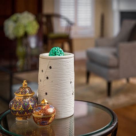 23 Clever Ways To Make It Easier To Cook In A Teeny Tiny Kitchen