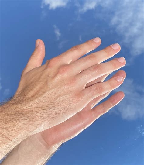 Rate my chubby hand😬 : hands