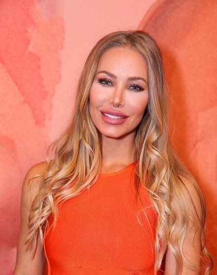 Nicole Aniston Wiki & Bio, Age, Height, Weight, Net Worth & More