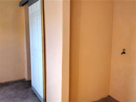 2 Bed House for sale in Lovu | T4588470 | Private Property