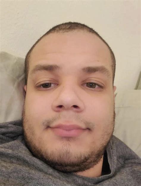 bootleg erobb and britt on ome.tv : r/Emoney