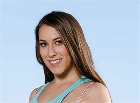 Kimber Lee Wiki, Bio, Net Worth, Boyfriend, Body Measurement, Family ...