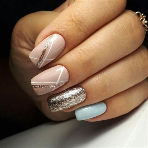 Delikatne Wzorki na Paznokcie: 24 Inspiracje na Modny Manicure ...