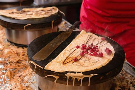 I'm a Paris expert: best street food for 2022 - Lonely Planet