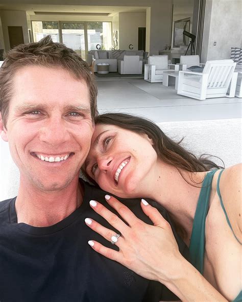 Did Hottest Women Celebrity Just Get Engaged? The Clues Are Here! Image 4
