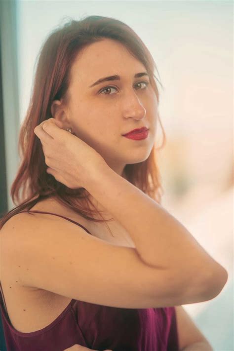 The Untold Story Behind Sandra Oh's Broadway Breakthrough 5