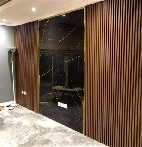 Стеновая панель под мрамор с металлическими вставками - "УЮТНЫЙ ДОМ"