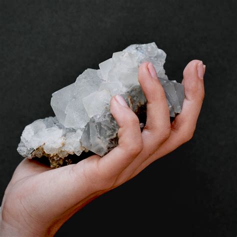 Clarifying Clear Quartz: The Stone of Power
