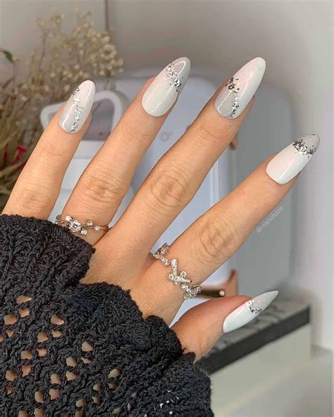hottest silver spring nails   year