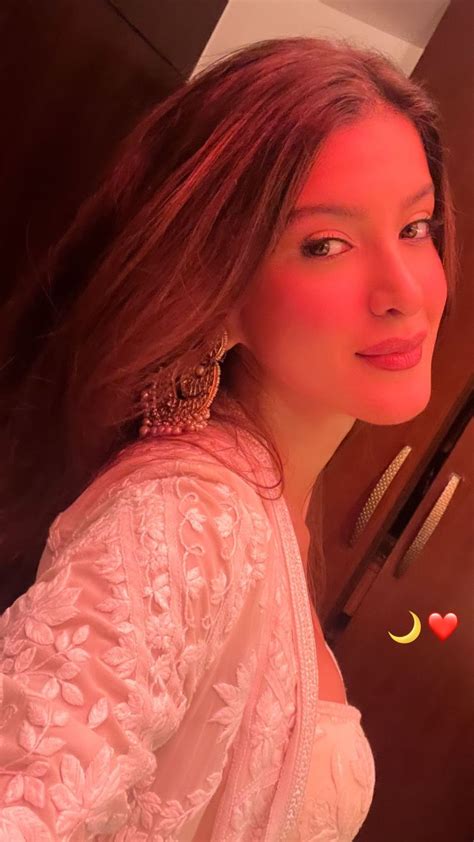 Shanaya Kapoor Instagram story today 3rd May 2022 : r/ShanayaKapoor02