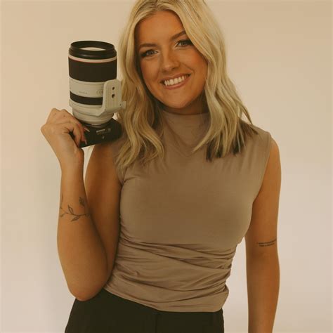 Looking to book some weekend... - Alana Rose Photography | Facebook