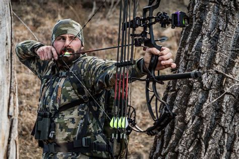 tips  bowhunting  whitetail deer hunting bow