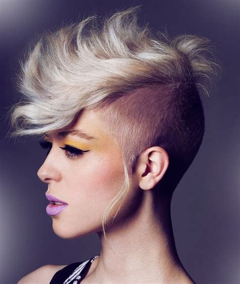 woman mohawk hair 2