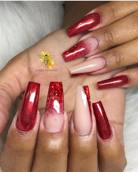 Unha Bailarina Vermelha Com Glitter - Unhas bailarina | Unha vermelha decorada, Unhas em gel vermelhas ...