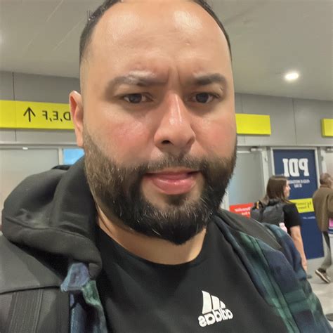 mibivioficial - Editores por favor 🙏🥺 podrían ponernos sentadas en un