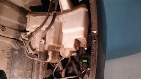 Бачок омывателя — Toyota Corolla (140/150), 1,6 л, 2011 года | своими ...