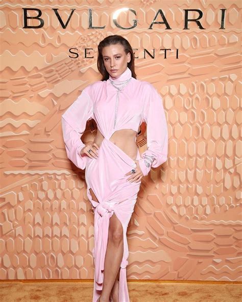 kinabalujewelrymag@instagram on Pinno: #SerenaySarikaya in Milan, Italy ...
