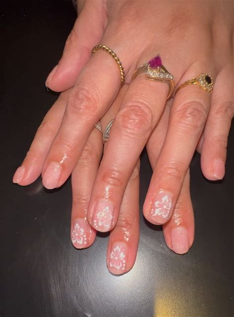 How to: gel nails - Shift London