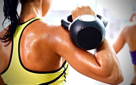 The Best Kettlebell Workouts: 7 Exercises For Explosive Power
