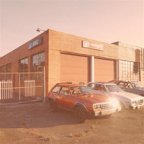 We found an old dealership! : amc
