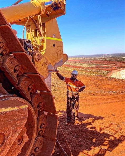 Can You Get FIFO Mining Jobs With No Experience? - Average Joe Down Under
