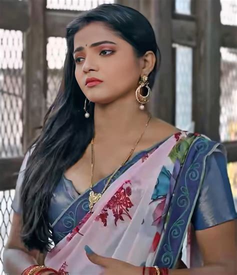 💕 𝐁𝐇𝐀𝐑𝐓𝐈 𝐉𝐇𝐀 𝐅𝐀𝐍𝐂𝐋𝐔𝐁 💞 (@bhartijha_world) • Instagram photos and videos