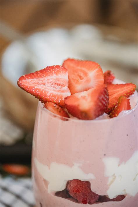 Strawberry Frozen Yogurt - MTHFR Doctors
