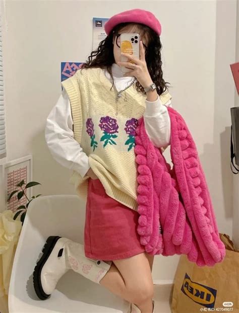 Soft girl là gì? Cách phối đồ xinh cho những cô nàng ngọt ngào