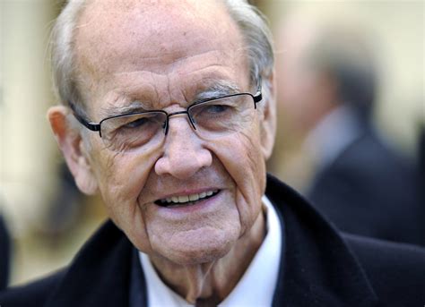 George McGovern Dead At 90 | IBTimes