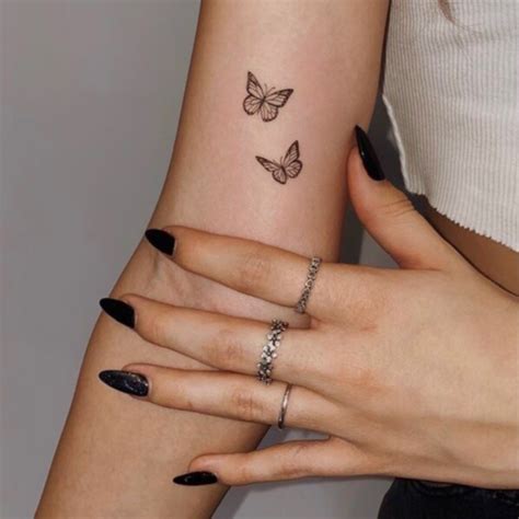 Tatuajes pequeños en el brazo: ideas para mujer súper discretos | Glamour