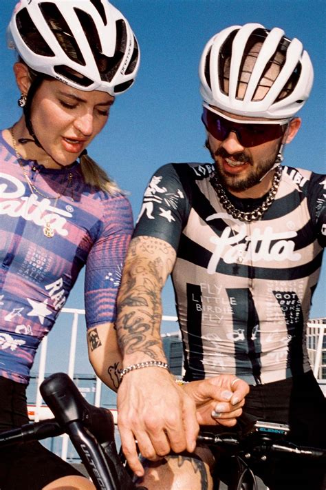 The World's Finest Cycling Clothing and Accessories | Rapha