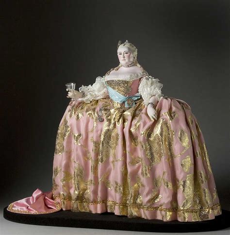 Empress Elizabeth I | She loved life, giving herself up to boys and booze.