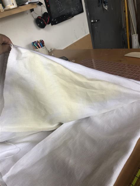 remove yellow stain  hydrogen peroxide rlaundry