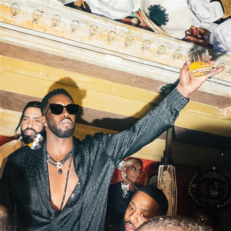 SHOCKING: LEAKED PHOTOS show SEAN COMBS and KATE MOSS at a 90s party