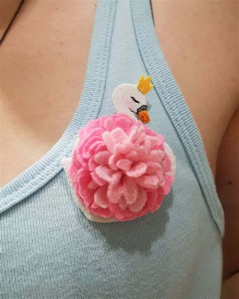 Лебедь из фетра | Coin purse, Wallet, Purses