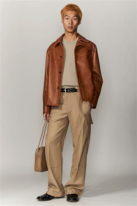 Pin by Melodie Wronski on JAY 22 | Fashion, Ready to wear, Menswear