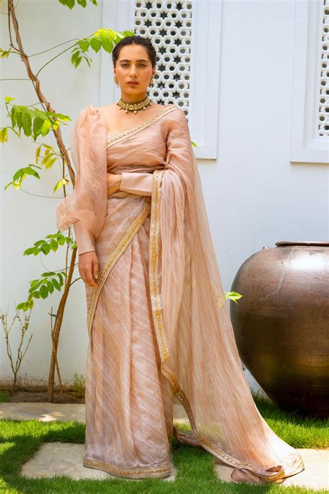 Aarti Sethia - Beige Nude Lahariya Saree Set - Elahe