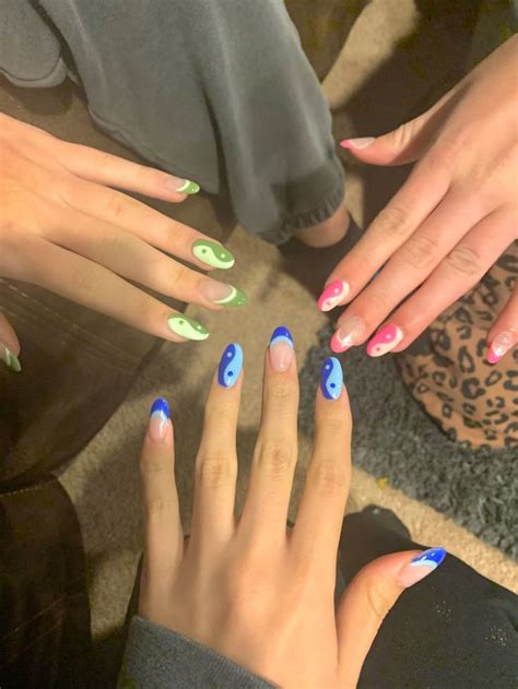 Trendy trio nails | Nail designs, Best friend nails ideas, Cute acrylic ...