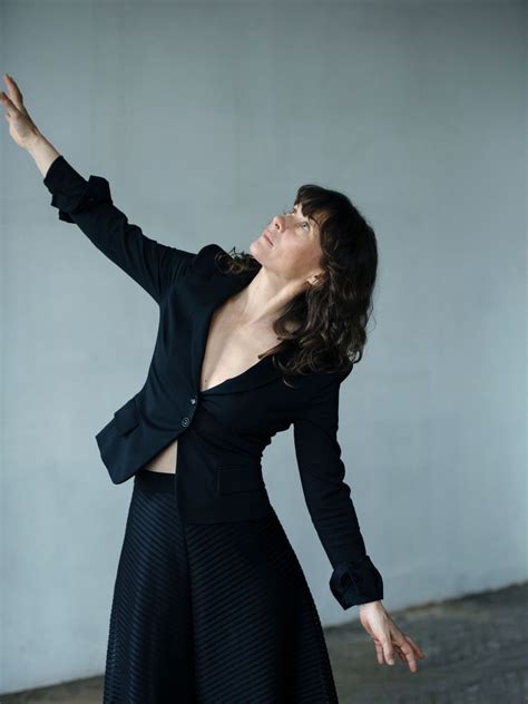 Kathrin von Steinburg | Schauspielerin, Rednerin, Sängerin